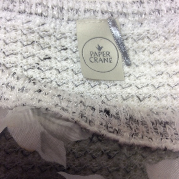 PAPER CRANE LIGHTWEIGHT LONG SLEEVE TOP - Picture 3 of 3